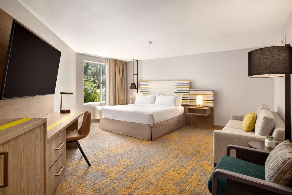 King Room - Hearing Access